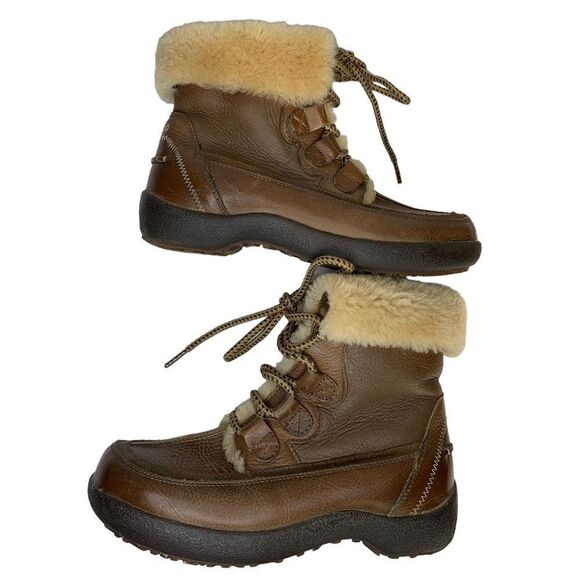 Blondo Genuine Shearling Lined Boots - Picture 3 of 11